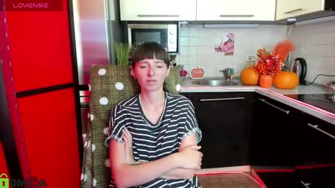 jessicaforris online show from September 22, 6:59 am