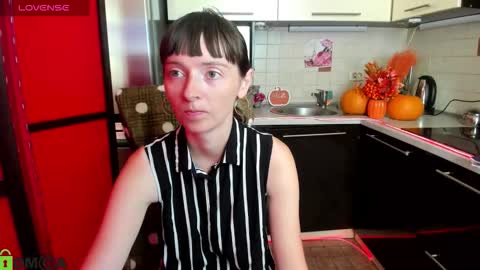 jessicaforris online show from September 23, 7:00 am