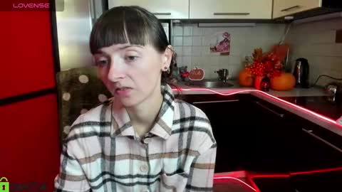 jessicaforris online show from October 24, 7:05 am