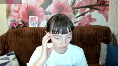 jessicaforris online show from June 20, 7:33 am
