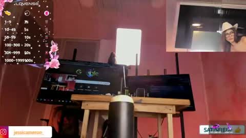 JESSI AND NAOMI online show from June 25, 12:54 am