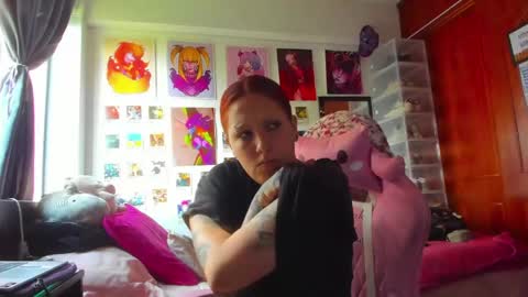 Snapshot of jessie_williams_01 chatting on May 20, 8:04 pm Your Sweet Angel online show from May 20, 8:04 pm