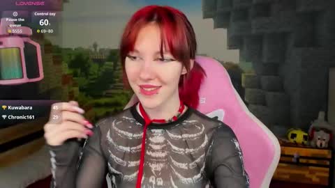 Snapshot of jessiefrost chatting on December 5, 2:09 am jessiefrost online show from December 5, 2:09 am