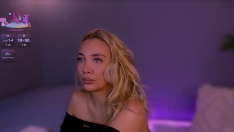 jessiellle online show from October 10, 10:14 am