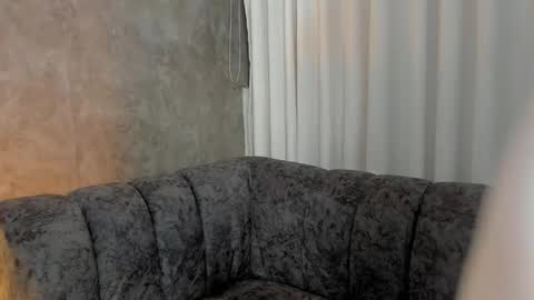 Snapshot of jessiemegan chatting on February 20, 12:29 am JessieMegan online show from February 20, 12:29 am