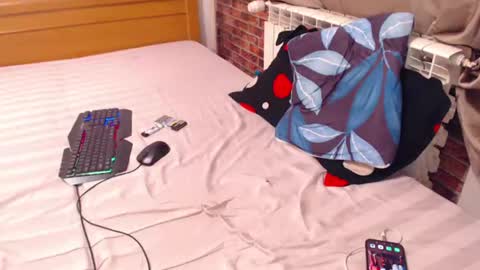 jessiestar3 online show from June 29, 10:21 pm