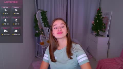 Jessi online show from December 19, 1:40 pm