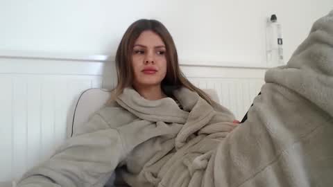 jessieryan online show from January 20, 7:58 am