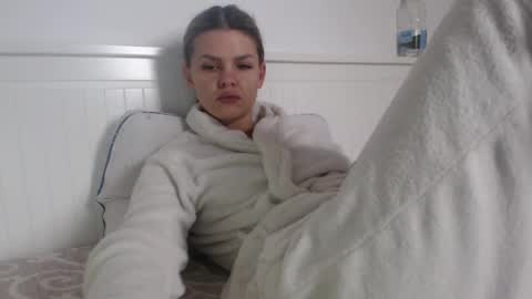 jessieryan online show from February 19, 7:26 am