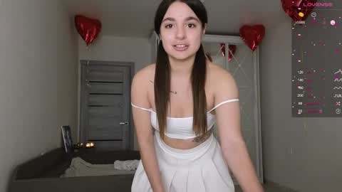 Snapshot of jessiexxi chatting on December 5, 4:20 am Jessie TG channel online show from December 5, 4:20 am