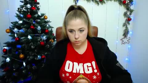 Snapshot of jessikadaniels chatting on December 5, 10:44 am Jess online show from December 5, 10:44 am