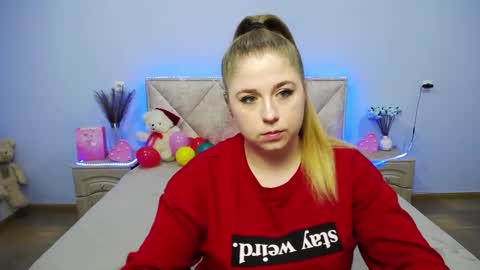 Snapshot of jessikadaniels chatting on January 14, 7:06 am Jess online show from January 14, 7:06 am