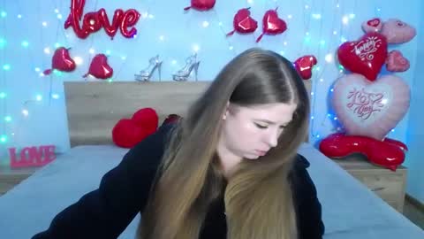 Snapshot of jessikadaniels chatting on February 12, 10:14 am Jess online show from February 12, 10:14 am