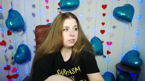 Snapshot of jessikadaniels chatting on February 19, 10:23 am Jess online show from February 19, 10:23 am