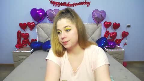 Snapshot of jessikadaniels chatting on February 20, 10:16 am Jess online show from February 20, 10:16 am