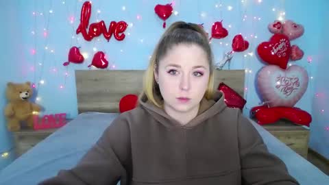 Snapshot of jessikadaniels chatting on March 3, 7:21 am Jess online show from March 3, 7:21 am