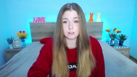 Snapshot of jessikadaniels chatting on March 10, 10:26 am Jess online show from March 10, 10:26 am