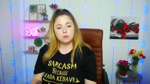 Snapshot of jessikadaniels chatting on March 12, 10:16 am Jess online show from March 12, 10:16 am