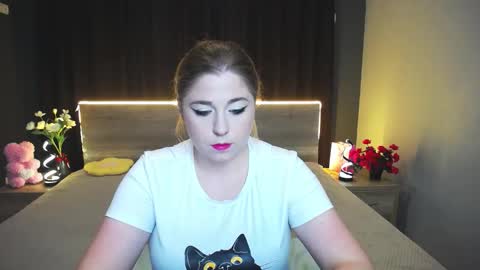 Snapshot of jessikadaniels chatting on November 19, 7:19 am Jess online show from November 19, 7:19 am