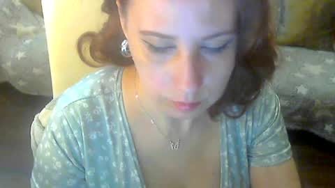Snapshot of jessjess4you chatting on April 20, 6:38 am jessjess4you online show from April 20, 6:38 am