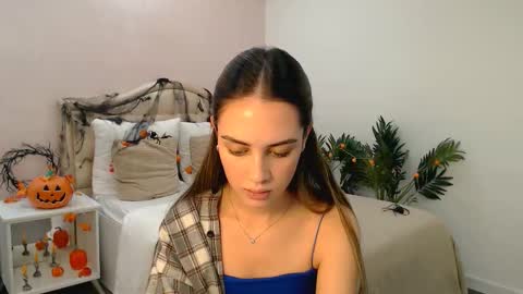 Snapshot of jesskats chatting on October 29, 8:43 pm Jesskats online show from October 29, 8:43 pm