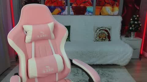 JesssWalker online show from December 4, 1:48 am