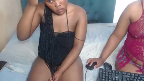 Snapshot of jessyhoneyx chatting on October 31, 11:00 am jessyhoneyx online show from October 31, 11:00 am