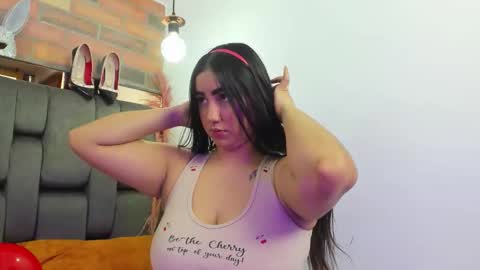 JESSY CORTES online show from October 18, 4:52 pm