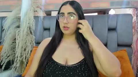 JESSY CORTES online show from April 23, 10:45 pm