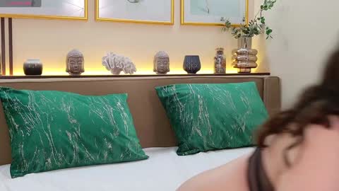 Francesca online show from December 28, 7:33 am