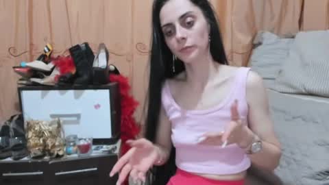 Snapshot of jessylonghair chatting on June 20, 8:00 pm Jessylonghair online show from June 20, 8:00 pm