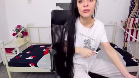 Jessy online show from February 25, 10:50 pm