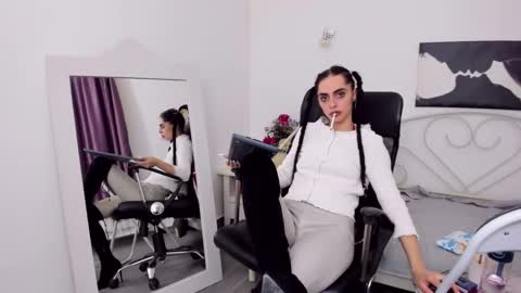 Jessy online show from February 26, 4:03 pm