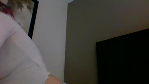jessystrings online show from July 22, 7:11 am