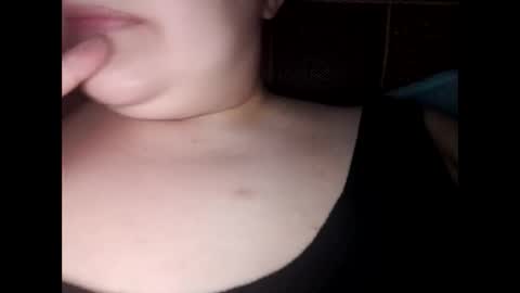 Snapshot of jessyxcuteee chatting on November 18, 6:23 pm Jessy online show from November 18, 6:23 pm