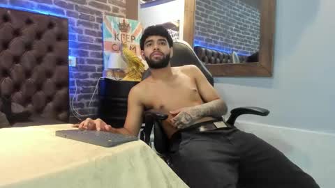 --- Jesus --- online show from November 25, 2:06 pm