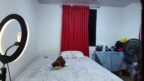 jesusliz online show from February 25, 6:01 am