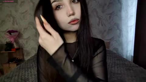 I am Gina ntmu Lets hit 10 Thumbs Up together online show from April 25, 9:12 am