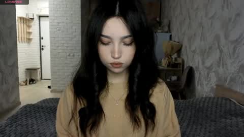 Snapshot of jettanicolay chatting on June 12, 8:02 am I am Gina ntmu Lets hit 10 Thumbs Up together online show from June 12, 8:02 am