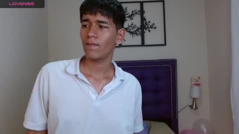 Snapshot of jettdread chatting on February 13, 5:33 pm JETT DREAD online show from February 13, 5:33 pm