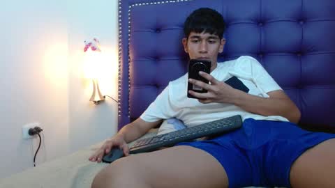 Snapshot of jettdread chatting on February 24, 8:36 pm JETT DREAD online show from February 24, 8:36 pm