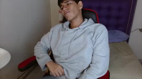 Snapshot of jettdread chatting on March 6, 6:16 pm JETT DREAD online show from March 6, 6:16 pm