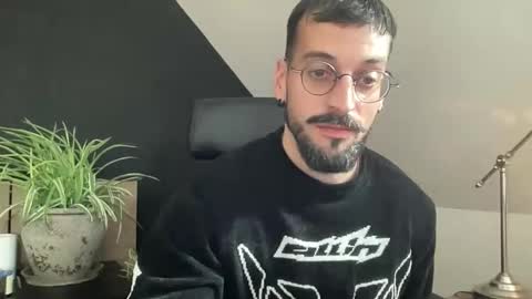 JEUNEMEK007 online show from February 23, 7:11 pm