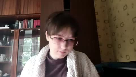 Snapshot of jeweldominey chatting on June 16, 7:00 am jeweldominey online show from June 16, 7:00 am