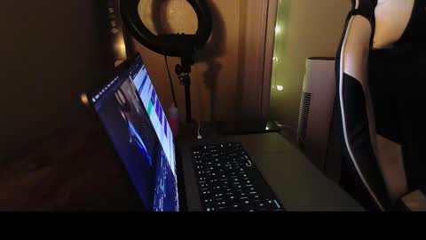 Snapshot of jexrs chatting on October 7, 11:07 am jexrs online show from October 7, 11:07 am