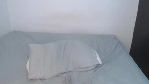 Snapshot of jey_foxx chatting on March 12, 6:11 pm jey_foxx online show from March 12, 6:11 pm