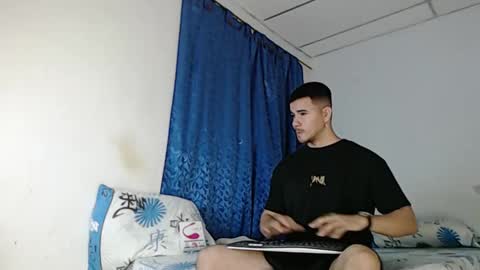 Juan David online show from February 13, 11:26 pm