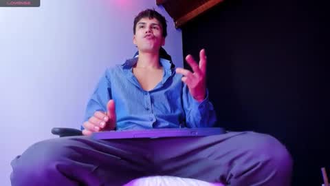 Snapshot of jeyden_camilo chatting on December 17, 9:49 pm Jeyden Camilo online show from December 17, 9:49 pm