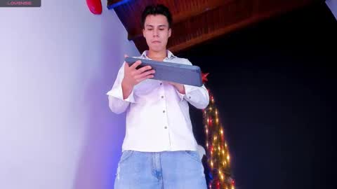 Snapshot of jeyden_camilo chatting on December 21, 9:04 pm Jeyden Camilo online show from December 21, 9:04 pm