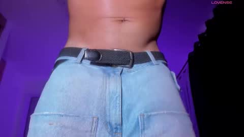 Snapshot of jeyden_camilo chatting on November 9, 2:10 am Jeyden Camilo online show from November 9, 2:10 am